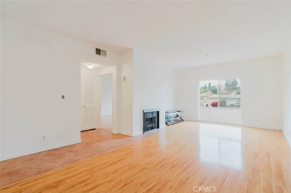 2900 Fairway #501 La Crescenta, CA 91214