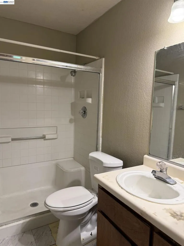2714 Harvest Ln Antioch, CA 94531