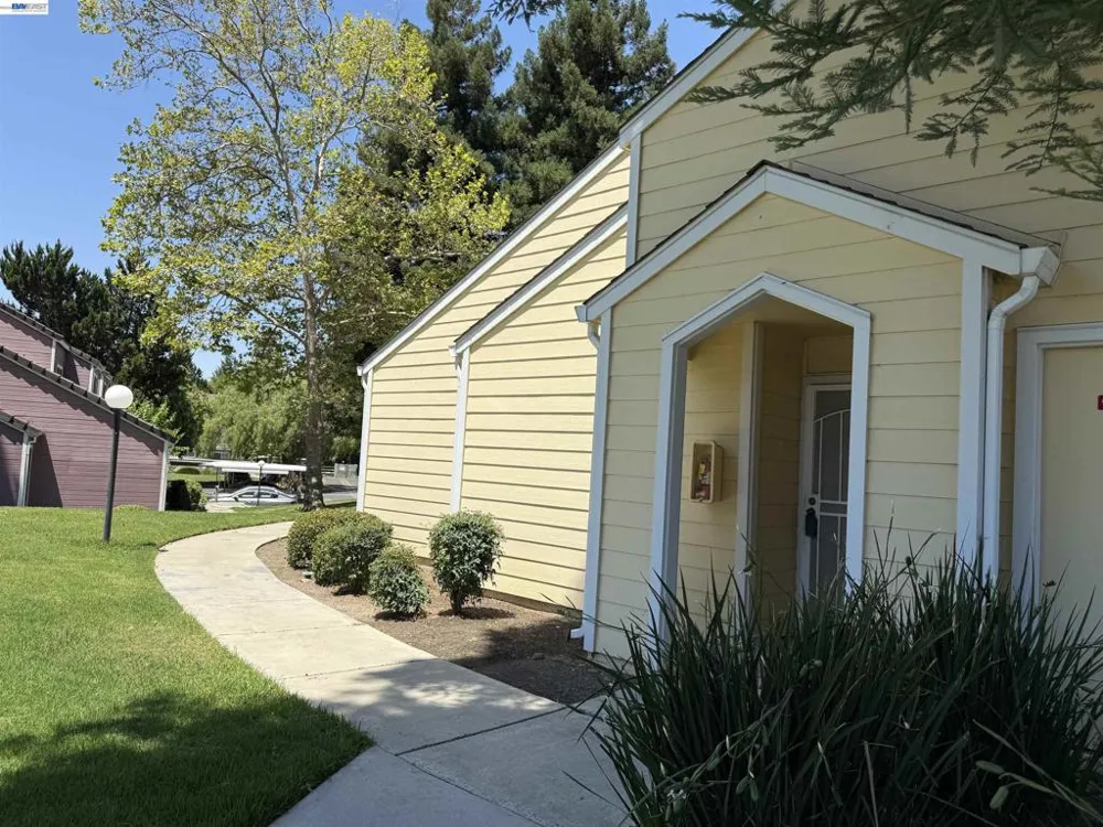 2714 Harvest Ln Antioch, CA 94531