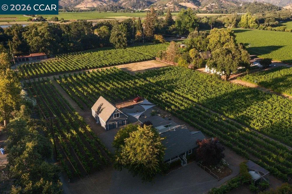 100 Foothill Blvd Calistoga, CA 94515