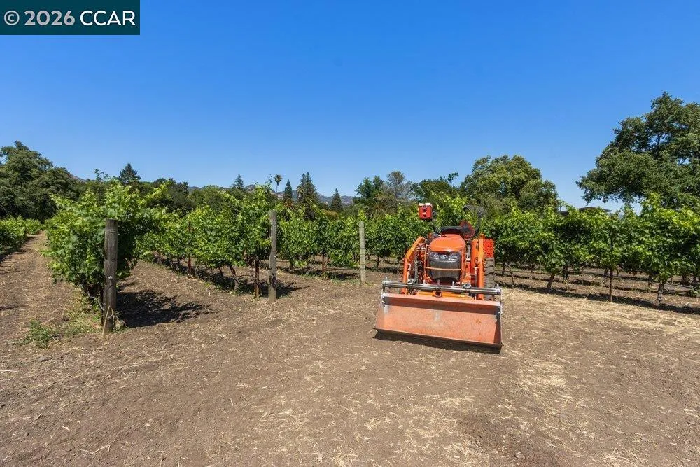 100 Foothill Blvd Calistoga, CA 94515