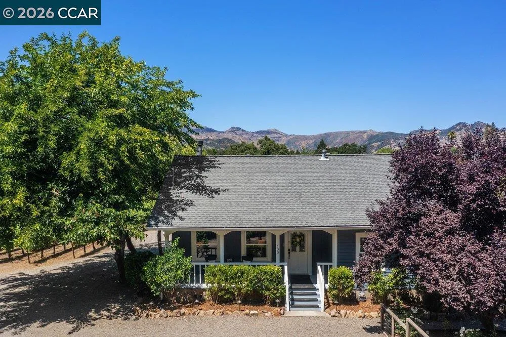 100 Foothill Blvd Calistoga, CA 94515