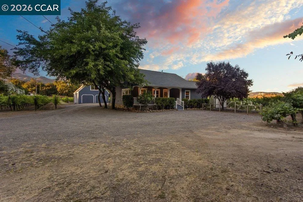 100 Foothill Blvd Calistoga, CA 94515