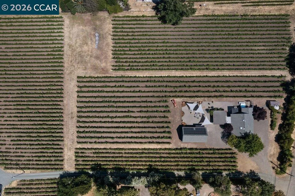 100 Foothill Blvd Calistoga, CA 94515