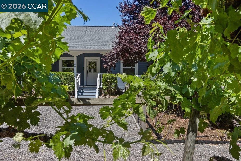 100 Foothill Blvd Calistoga, CA 94515
