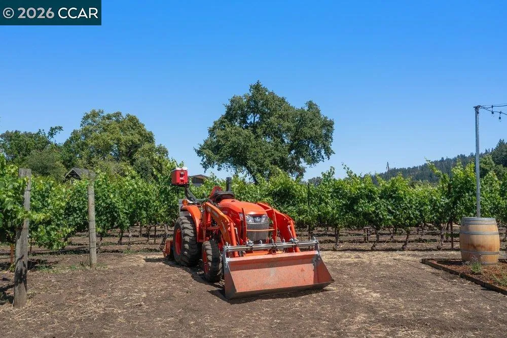 100 Foothill Blvd Calistoga, CA 94515