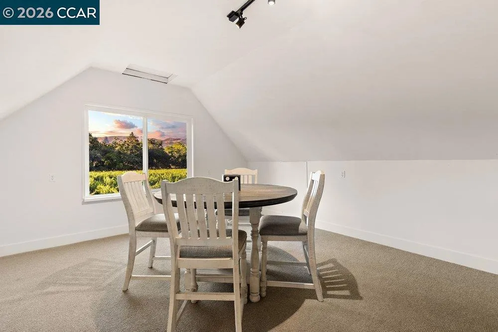 100 Foothill Blvd Calistoga, CA 94515