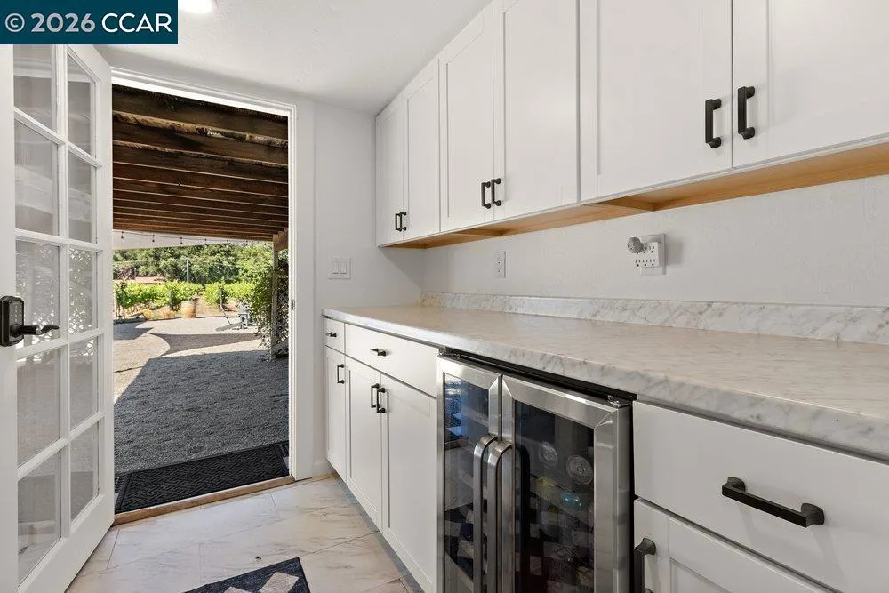 100 Foothill Blvd Calistoga, CA 94515