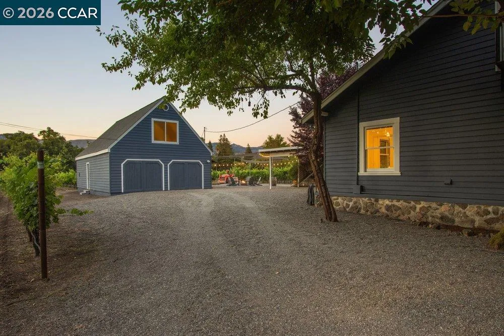 100 Foothill Blvd Calistoga, CA 94515