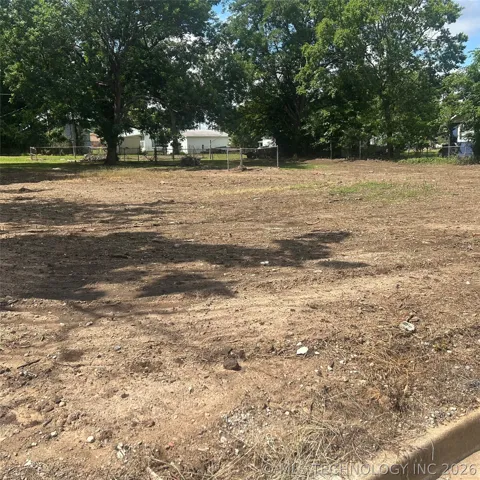 305 E Tahlequah