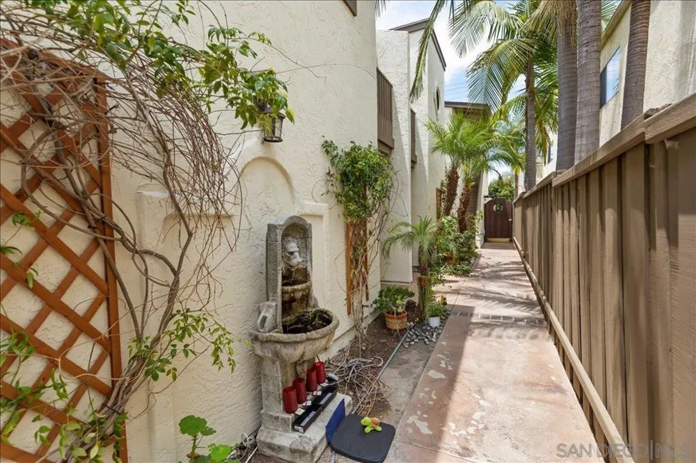 4046 Iowa St #4 San Diego, CA 92104