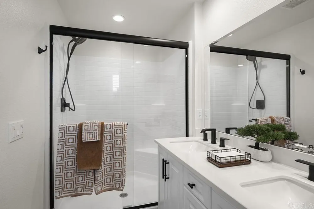 8654 Amherst Santee, CA 92071