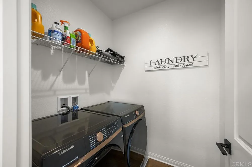 8654 Amherst Santee, CA 92071