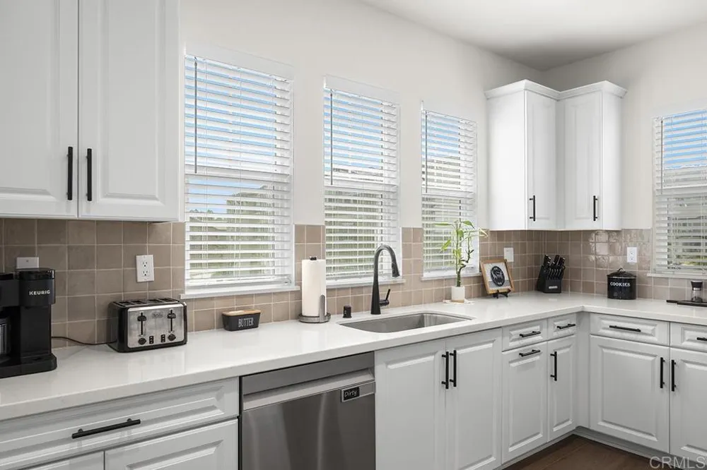 8654 Amherst Santee, CA 92071