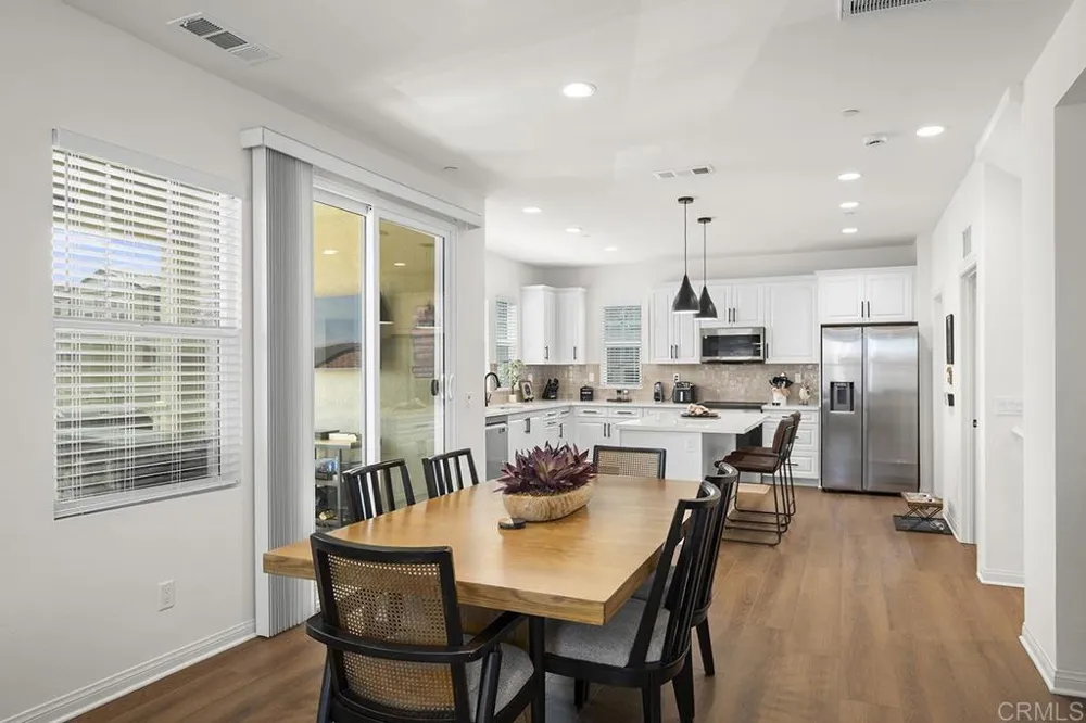8654 Amherst Santee, CA 92071
