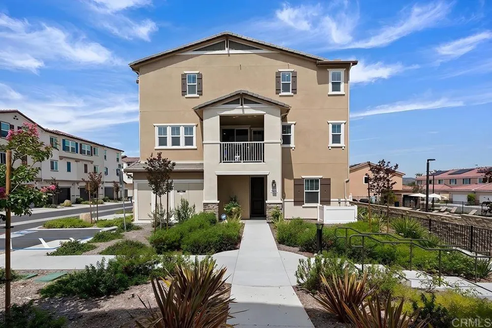 8654 Amherst Santee, CA 92071