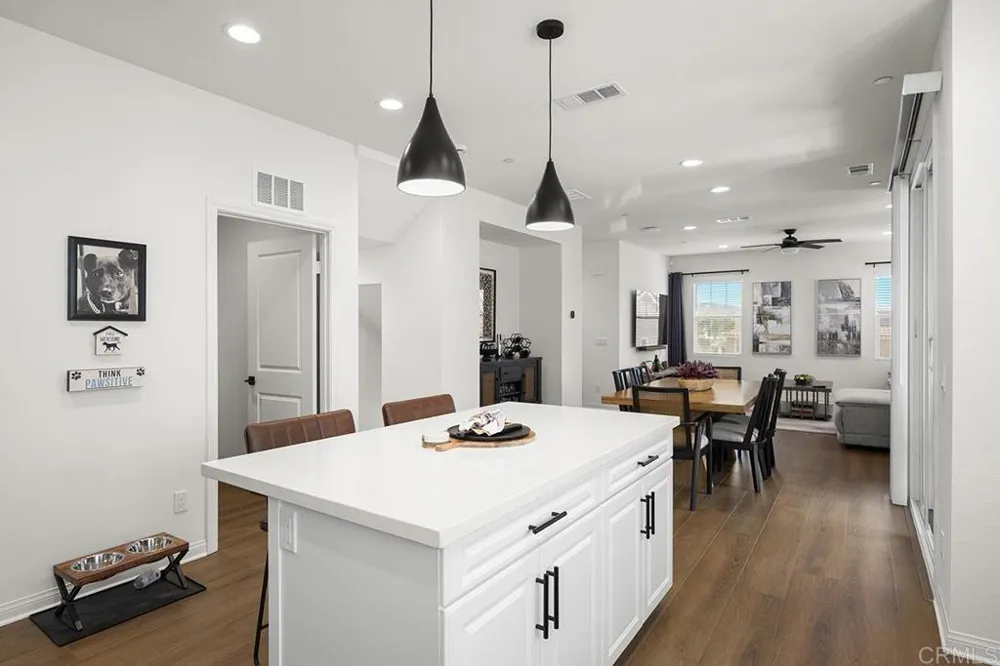 8654 Amherst Santee, CA 92071
