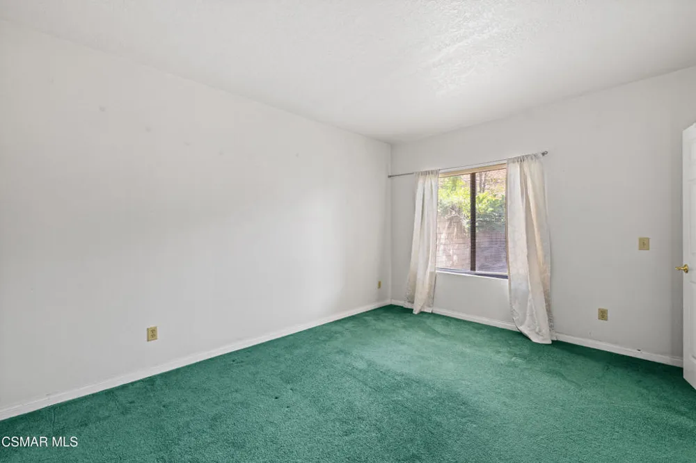 24154 Mentry Drive Newhall, CA 91321