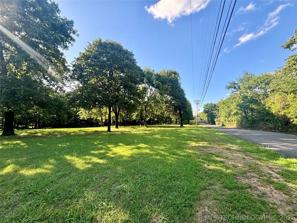 700 ROAD E Wagoner, OK 74467