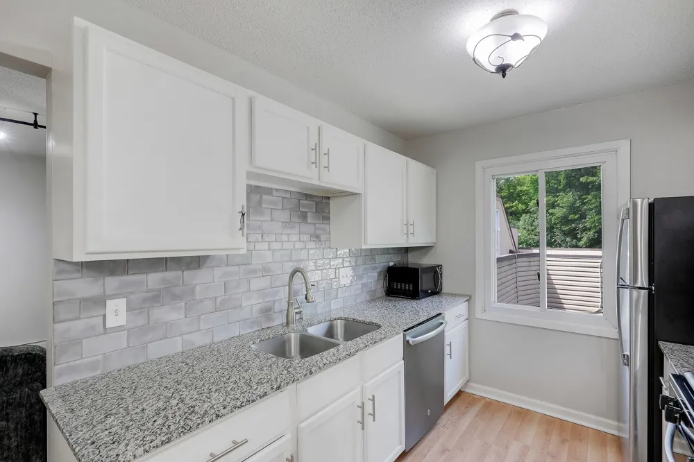 10840 Rockford Road #212 Plymouth, MN 55442