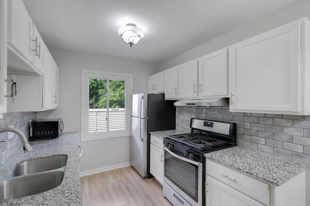 10840 Rockford Road #212 Plymouth, MN 55442