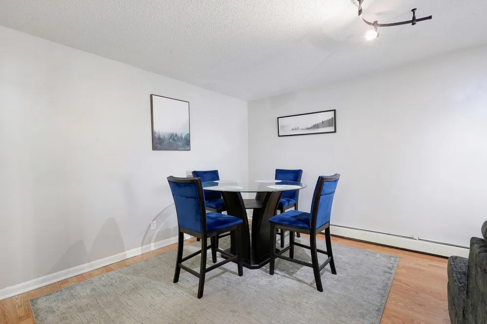 10840 Rockford Road #212 Plymouth, MN 55442