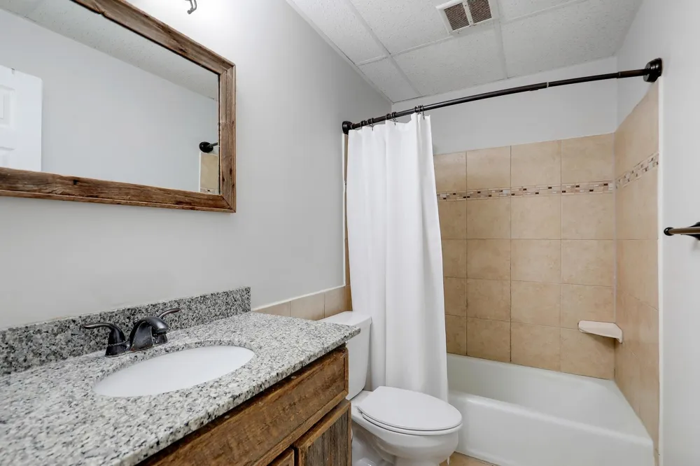 10840 Rockford Road #212 Plymouth, MN 55442