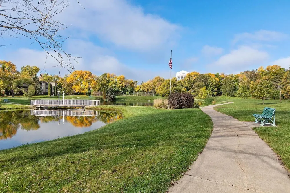 10840 Rockford Road #212 Plymouth, MN 55442
