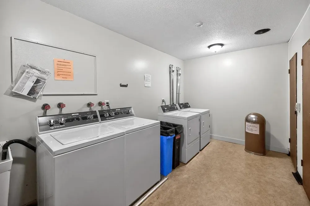 10840 Rockford Road #212 Plymouth, MN 55442