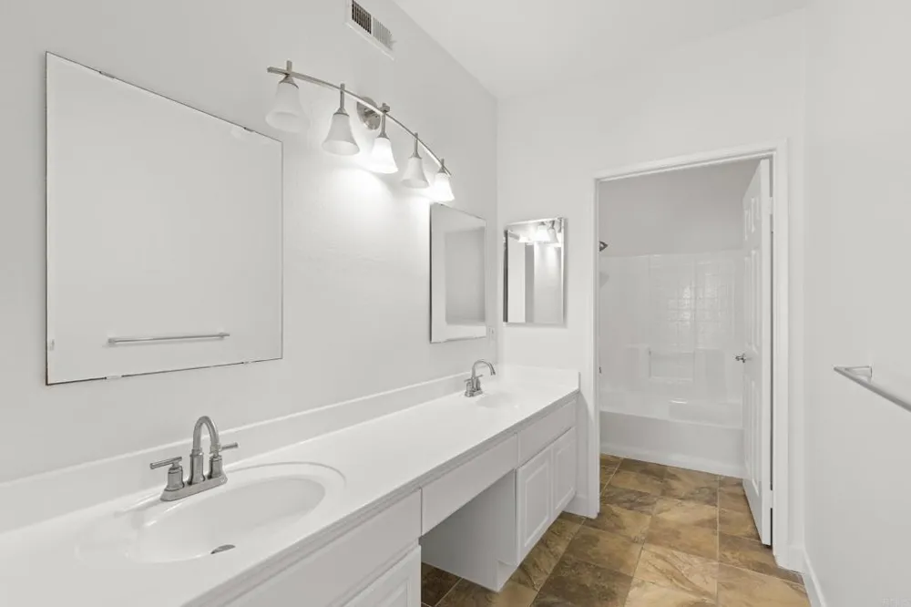 9237 Regents Road #K218 La Jolla, CA 92037