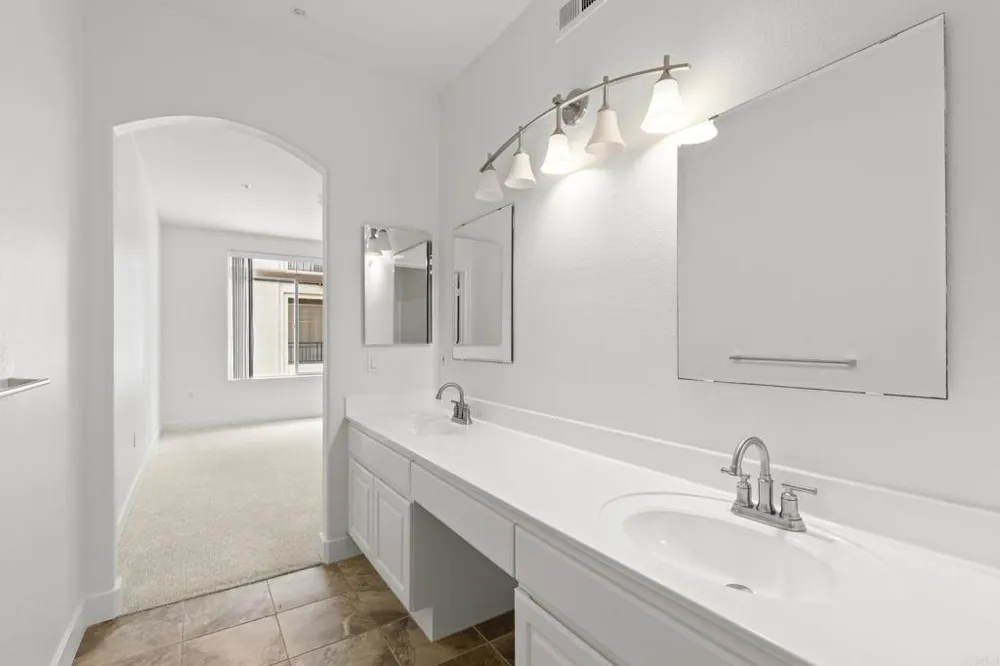 9237 Regents Road #K218 La Jolla, CA 92037