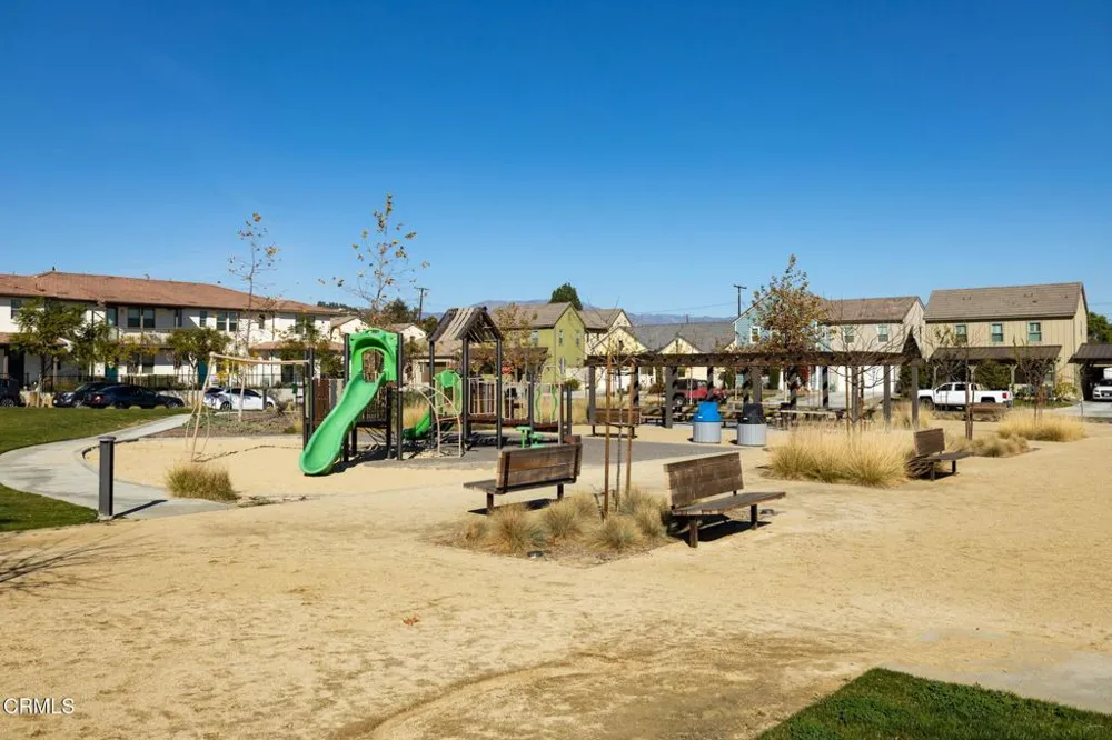 283 Los Altos Walk Ventura, CA 93004
