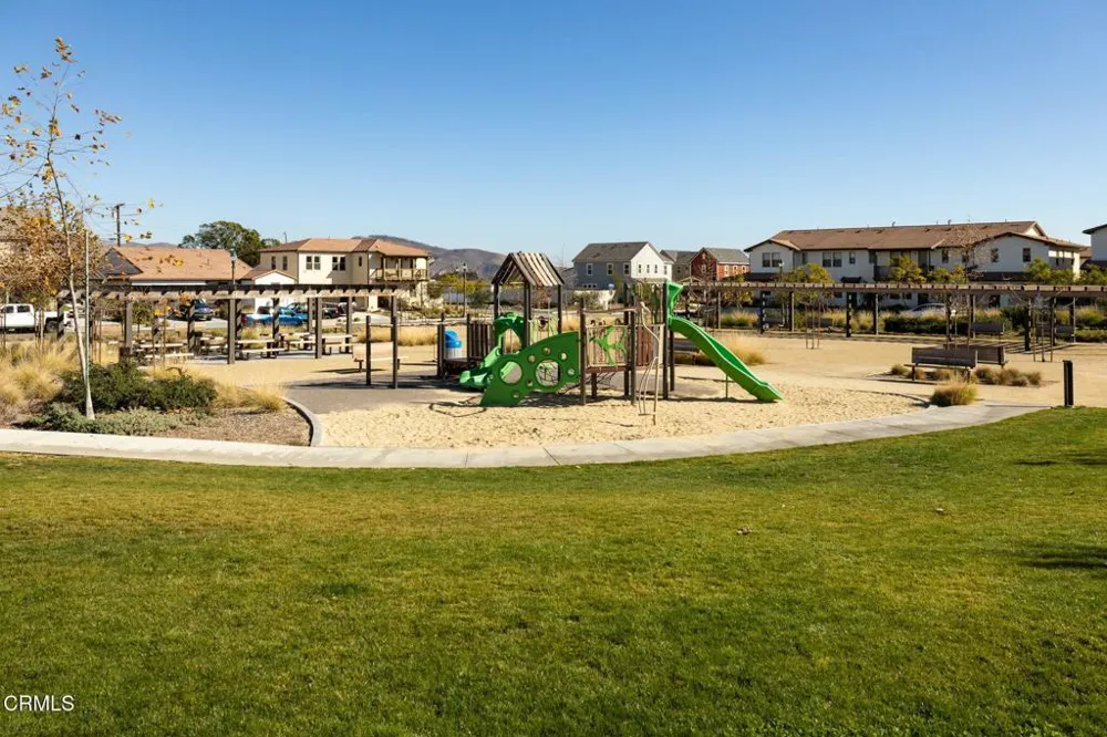 283 Los Altos Walk Ventura, CA 93004