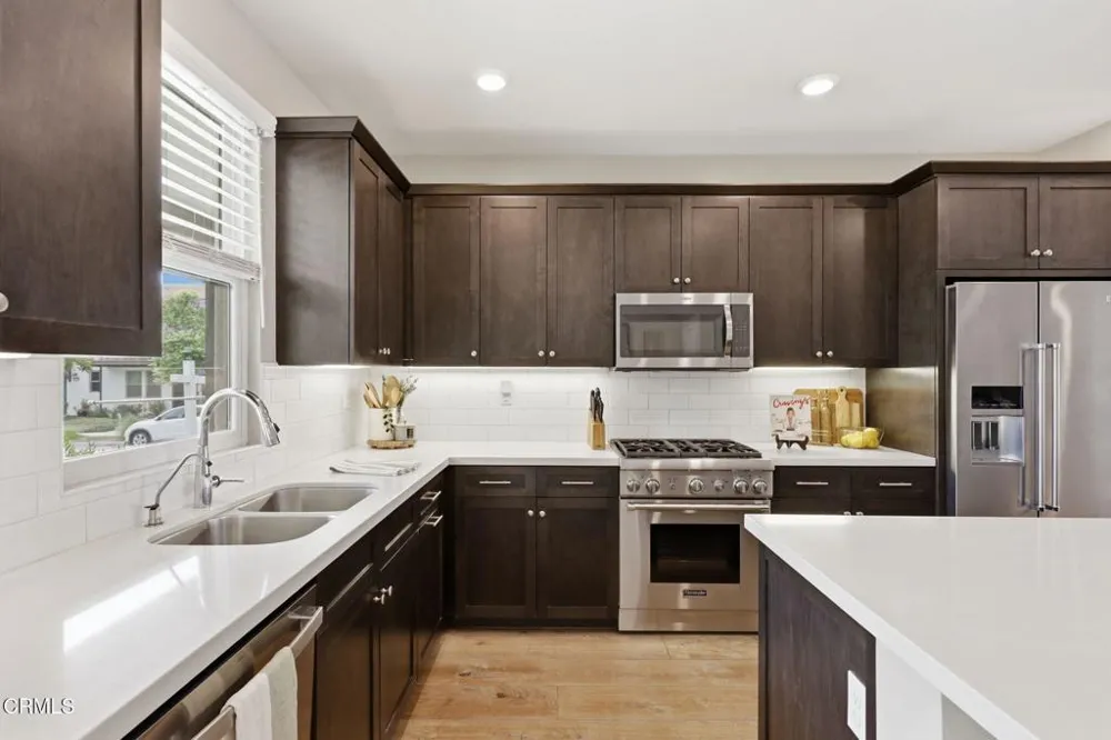 283 Los Altos Walk Ventura, CA 93004