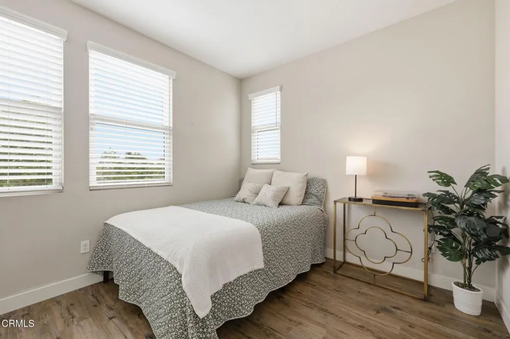 283 Los Altos Walk Ventura, CA 93004