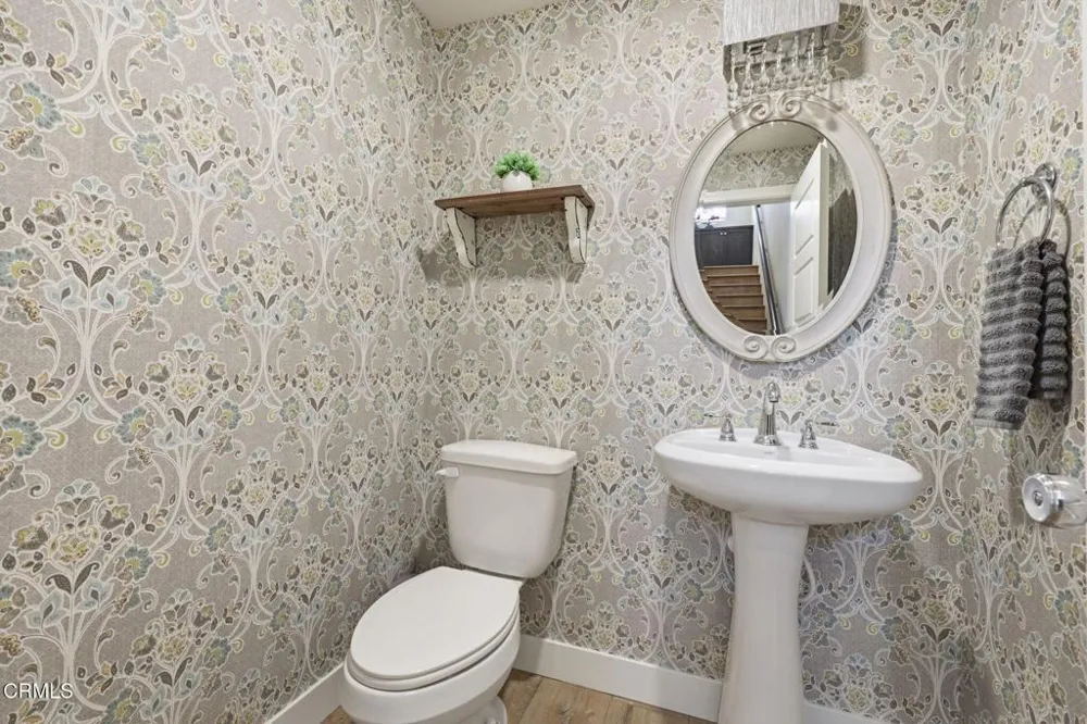 283 Los Altos Walk Ventura, CA 93004