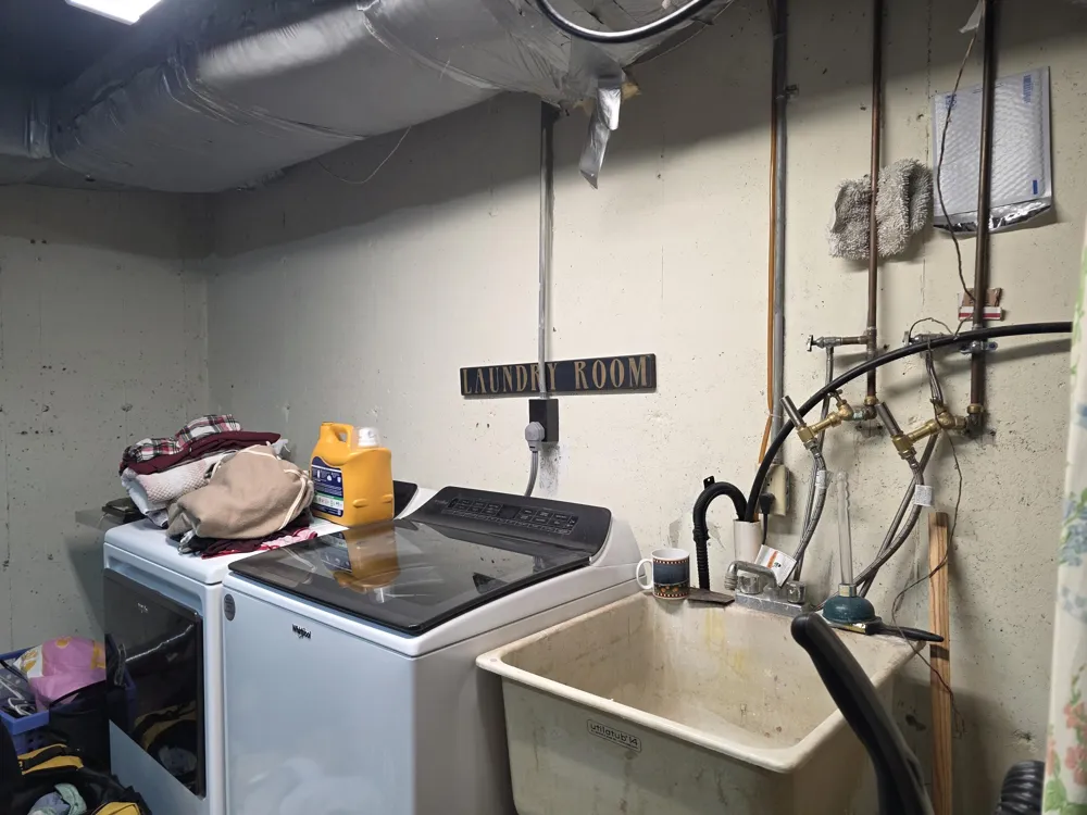 74 Carlyle Avenue Coldwater City, MI 49036