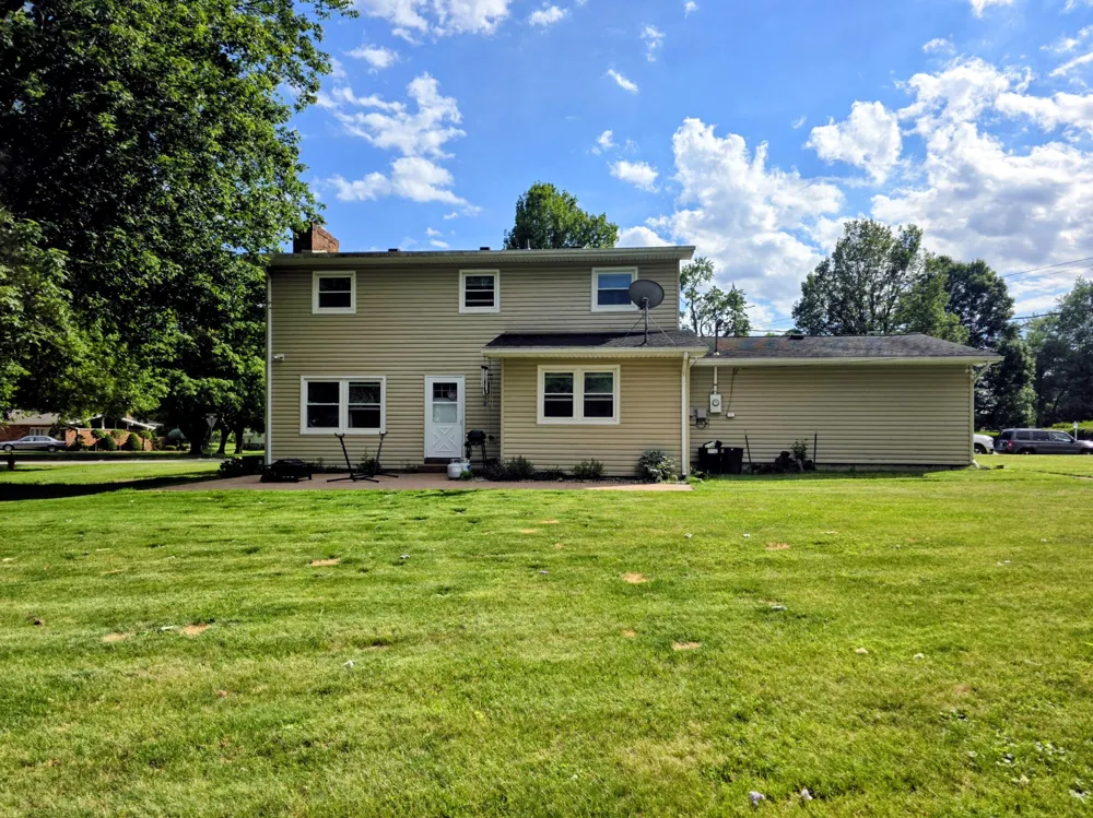 74 Carlyle Avenue Coldwater City, MI 49036