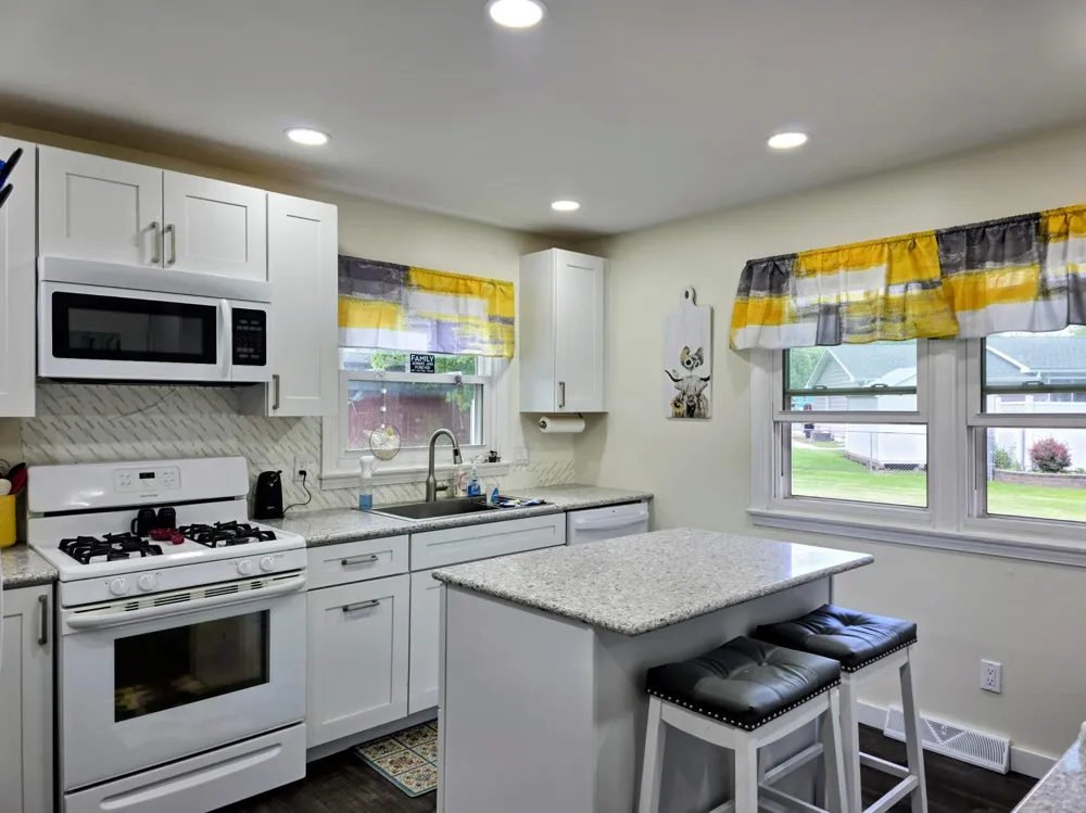 74 Carlyle Avenue Coldwater City, MI 49036