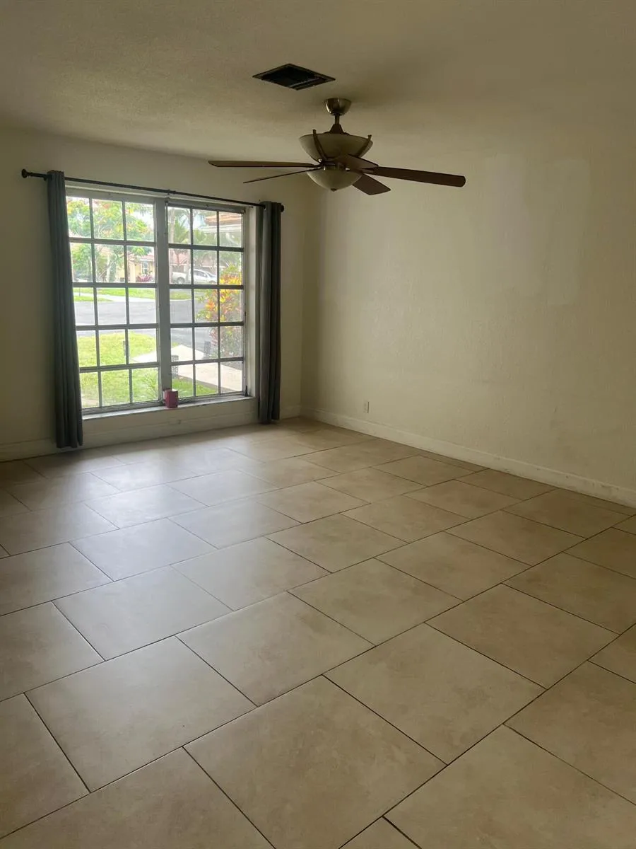 8586 NW 23rd Manor #W Coral Springs, FL 33065