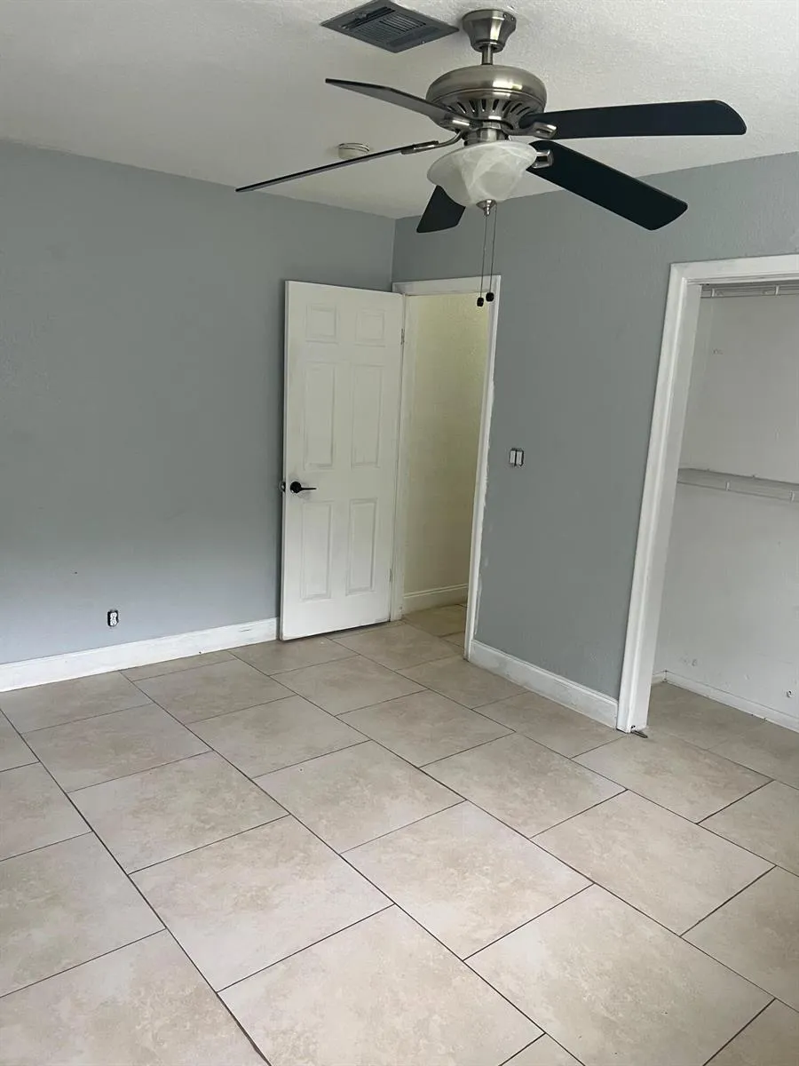 8586 NW 23rd Manor #W Coral Springs, FL 33065