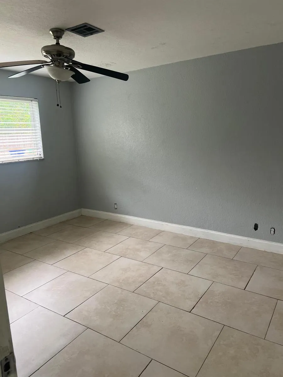 8586 NW 23rd Manor #W Coral Springs, FL 33065