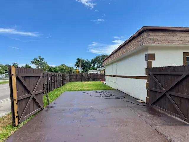 3930 NW 207 St Road Miami Gardens, FL 33055