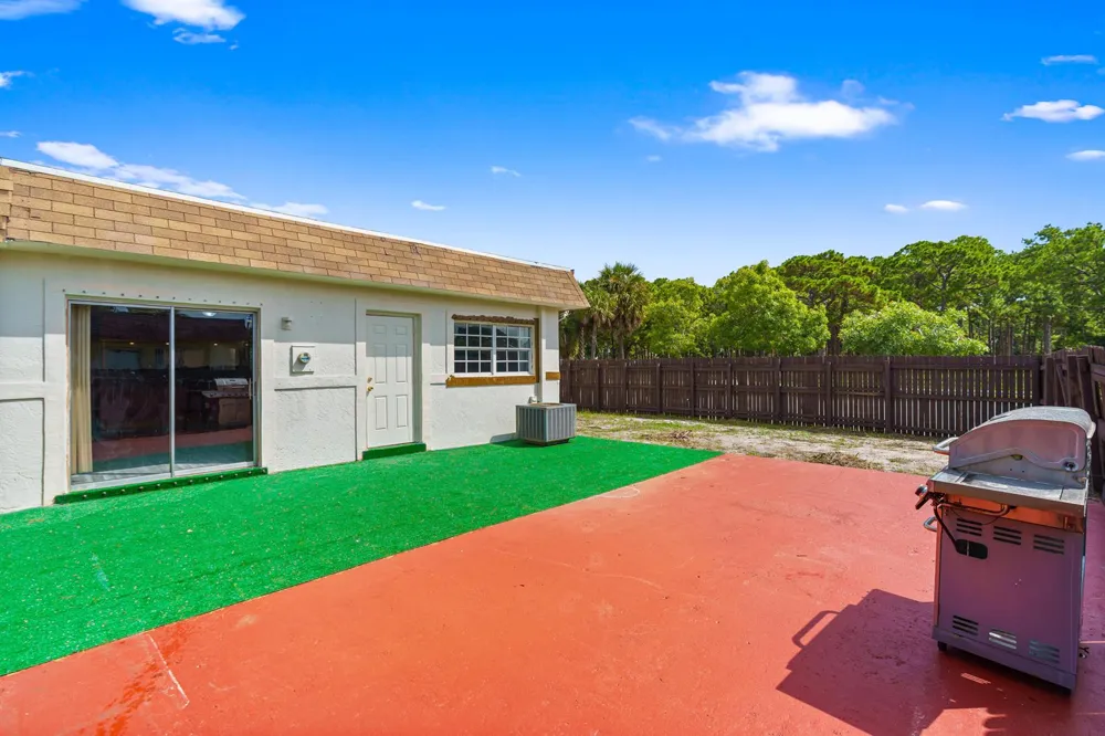 3930 NW 207 St Road Miami Gardens, FL 33055