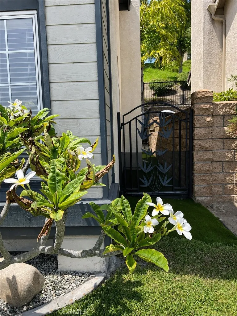 16121 Olivemill La Mirada, CA 90638
