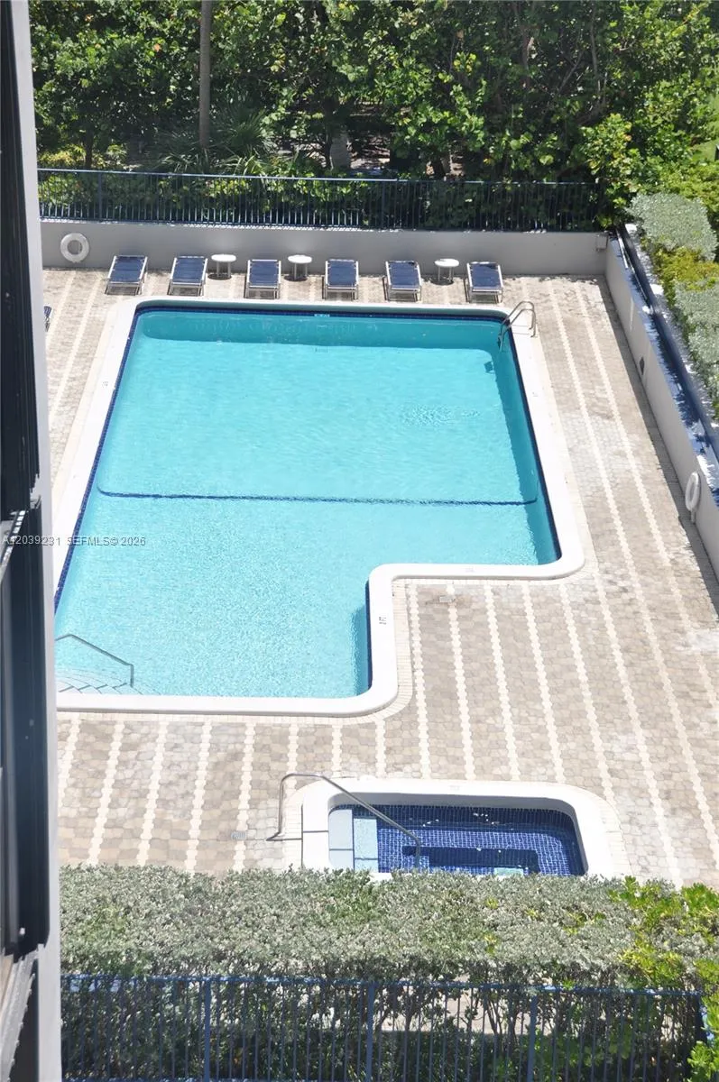 8877 Collins Ave #507 Surfside, FL 33154