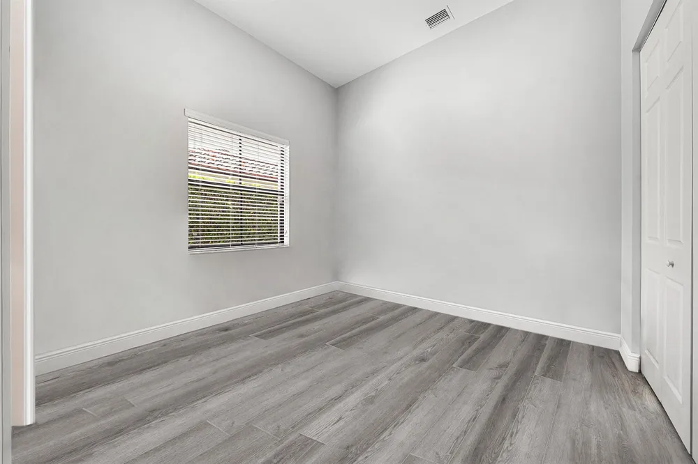6304 Vireo Court Lake Worth, FL 33463