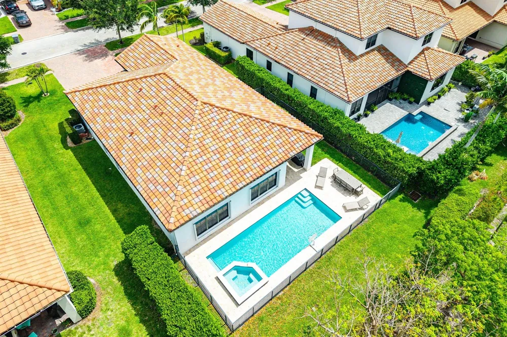 6304 Vireo Court Lake Worth, FL 33463