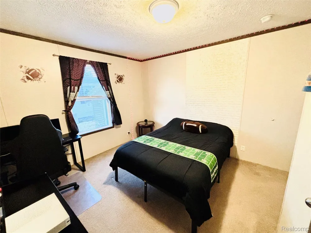 37886 Wolcott Lane New Haven Village, MI 48048