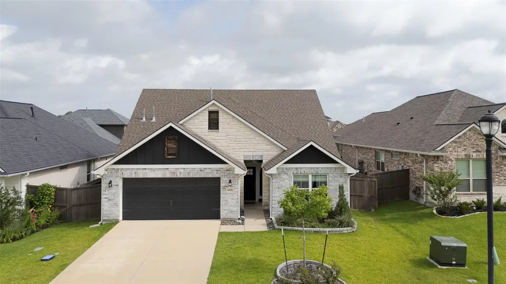 4309 Appalachian Trail Bryan, TX 77802